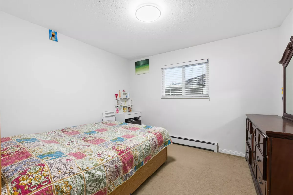 Basement Recreation Room Photo of 7076 122a Street, Surrey, BC