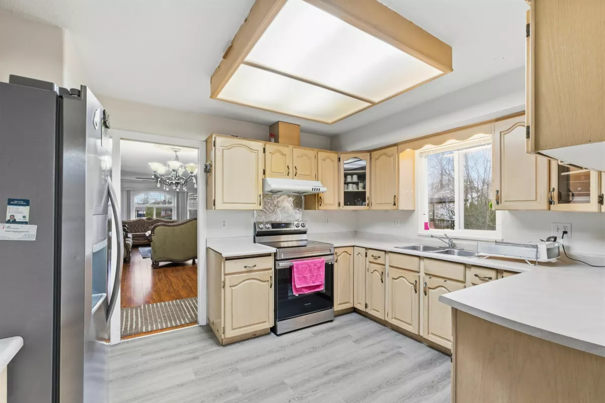 Primary Bedroom Photo of 7076 122a Street, Surrey, BC