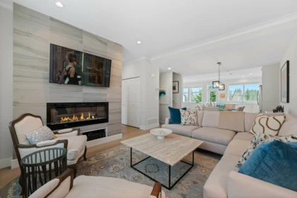 15 15717 Mountain View Drive, Surrey, BC, Surrey — Townhouse for sale