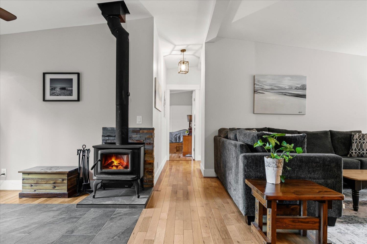 Bedroom 2 Photo of 6800 Hinkley Road, Chilliwack, BC