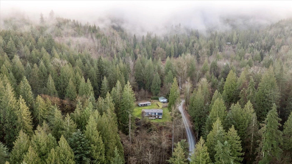 Street View Photo of 6800 Hinkley Road, Chilliwack, BC