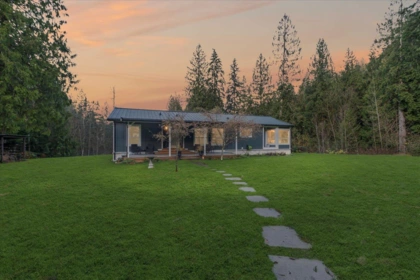 6800 Hinkley Road, Chilliwack, BC, Chilliwack — Single Family Residence for sale