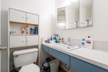 Primary Bathroom Photo of 4871 Marine Drive, Burnaby, BC