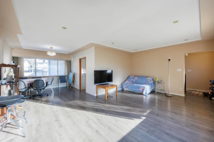 535 W 62nd Avenue, Vancouver, BC, Vancouver — Single Family Residence for sale