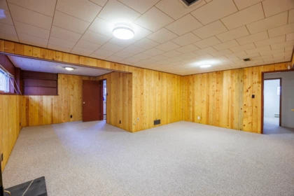 Hallway Photo of 535 W 62nd Avenue, Vancouver, BC
