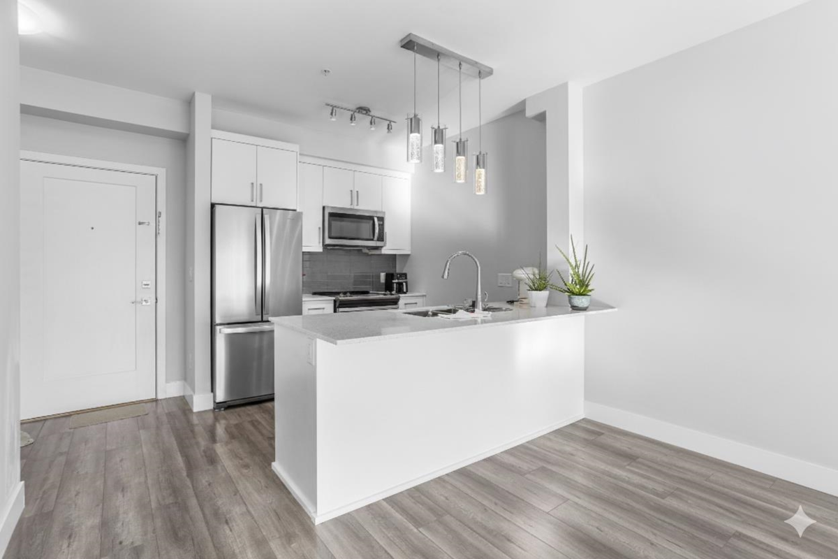 Dining Area Photo of 213 9015 120 Street, Delta, BC