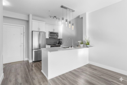 213 9015 120 Street, Delta, BC, Delta — Apartment/Condo for sale