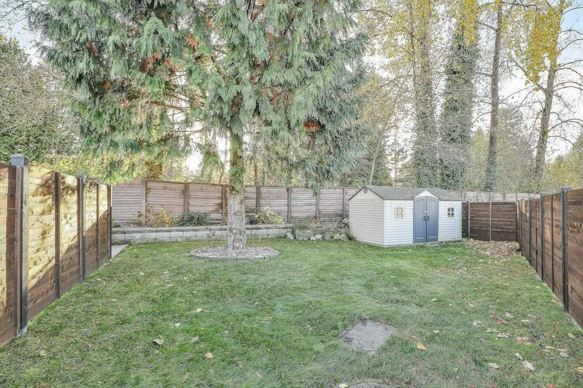 Front Yard Photo of 19358 Cusick Crescent, Pitt Meadows, BC
