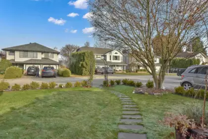 Garden / Landscaping Photo of 19358 Cusick Crescent, Pitt Meadows, BC