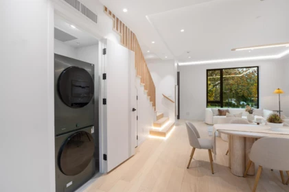 2 1595 W 66th Avenue, Vancouver, BC
