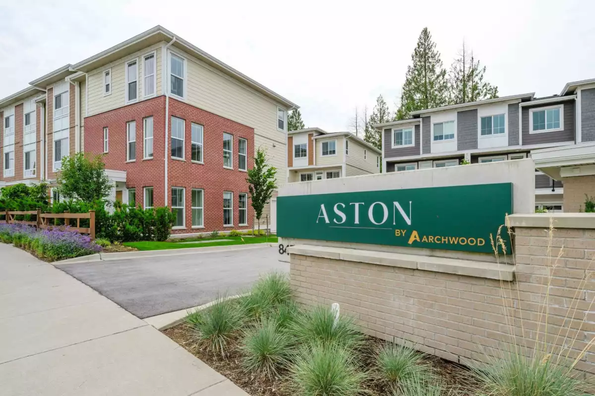 Powder Room Photo of 15 8433 203a Street, Langley, BC