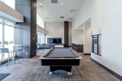 Basement Recreation Room Photo of 809 2008 Rosser Avenue, Burnaby, BC