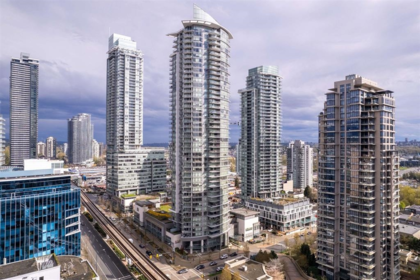 809 2008 Rosser Avenue, Burnaby, BC, Brentwood Park — 0 bed apartment/condo for sale