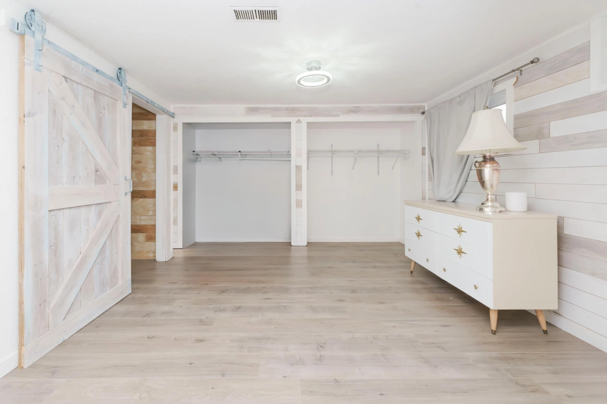 Entry Foyer Photo of 11943 232 Street, Maple Ridge, BC
