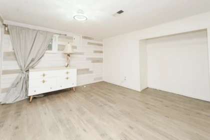 Mudroom Photo of 11943 232 Street, Maple Ridge, BC