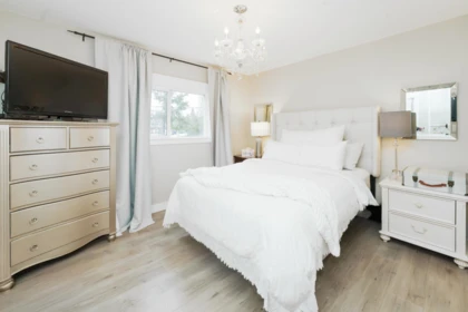 Primary Bedroom Photo of 11943 232 Street, Maple Ridge, BC