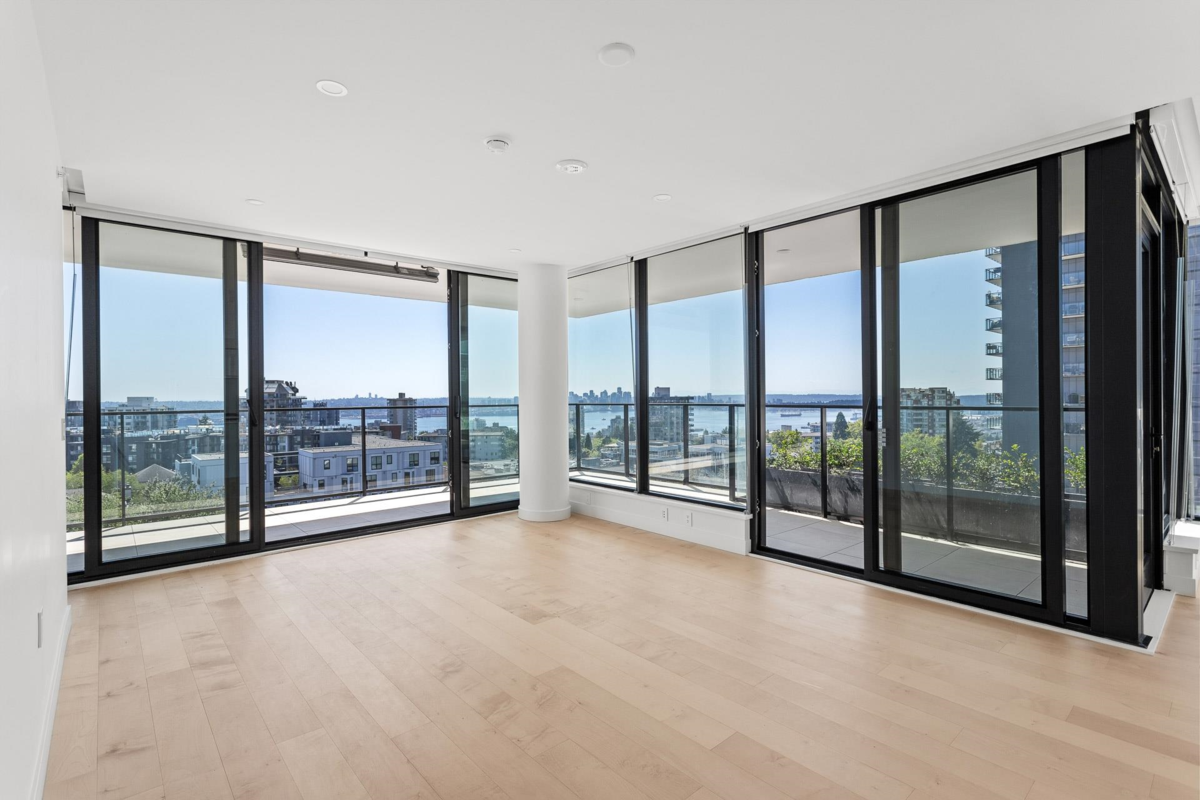 Dining Area Photo of 703 135 E 13th Street, North Vancouver, BC