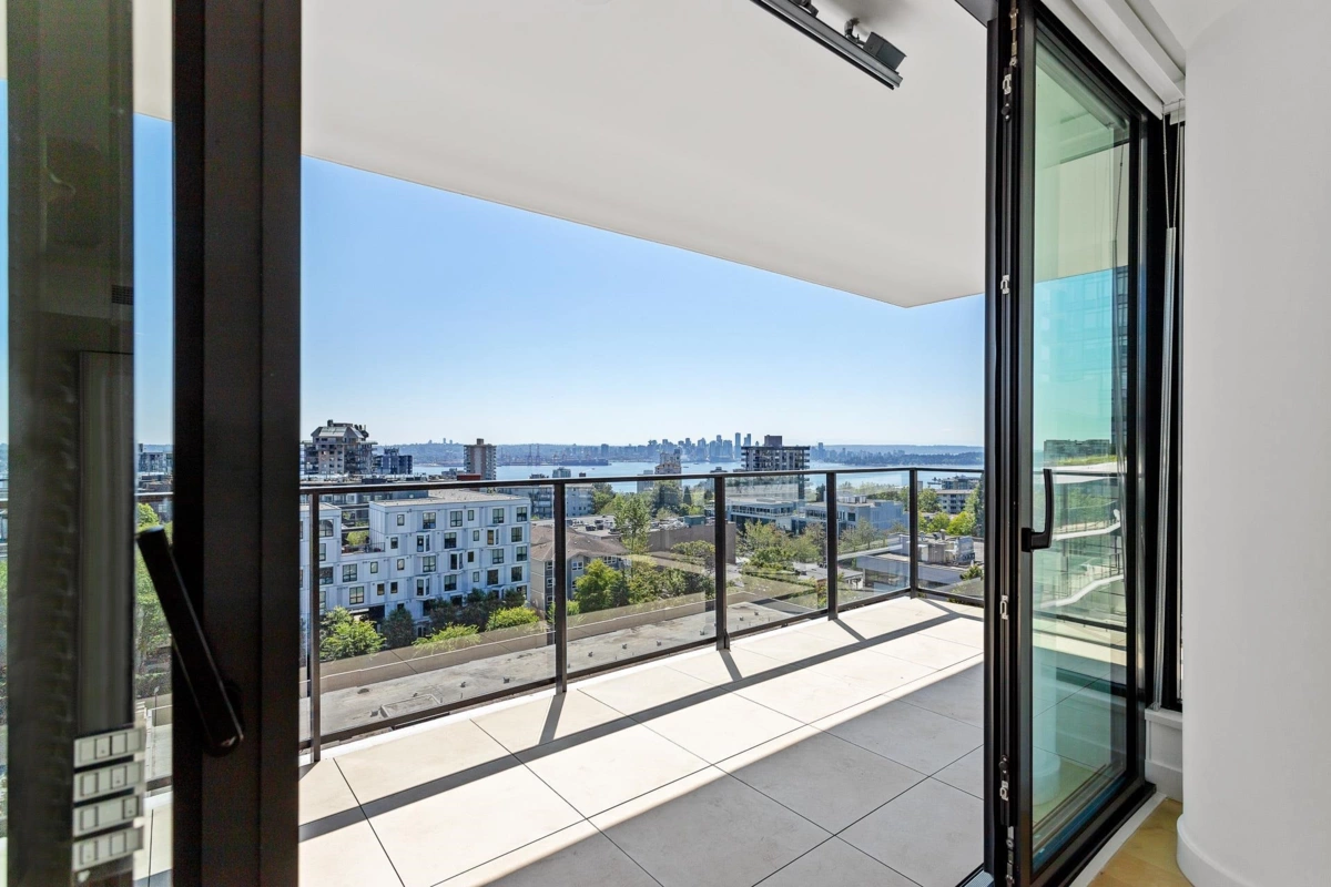 Pantry Photo of 703 135 E 13th Street, North Vancouver, BC