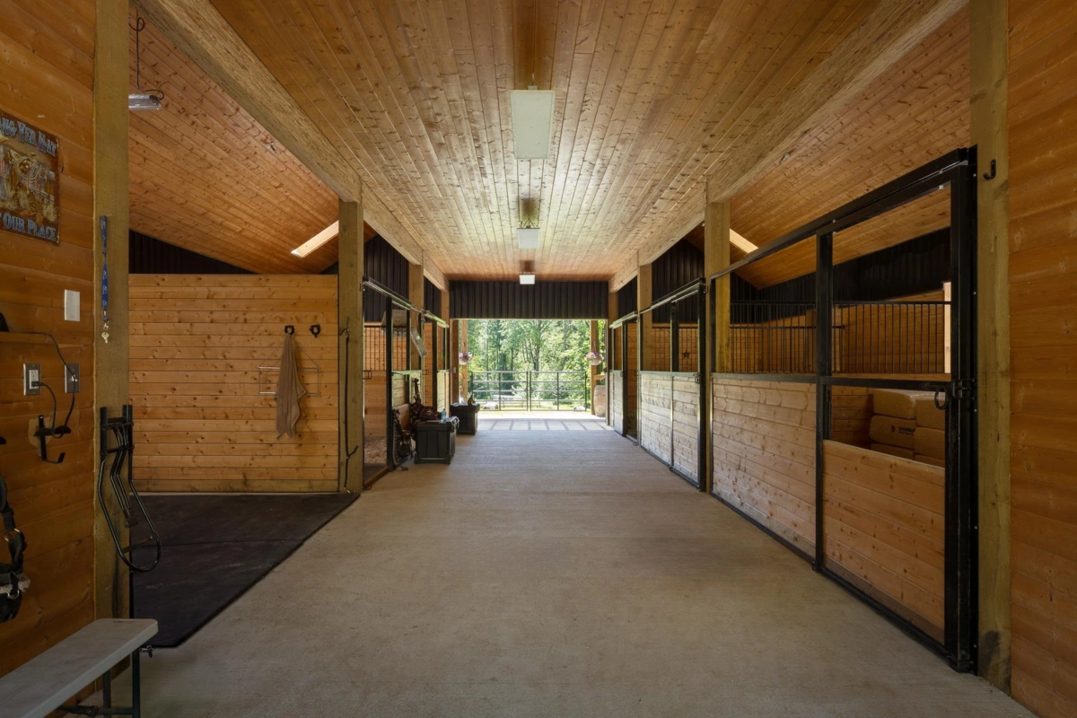Outdoor Deck Photo of 27454 110 Avenue, Maple Ridge, BC