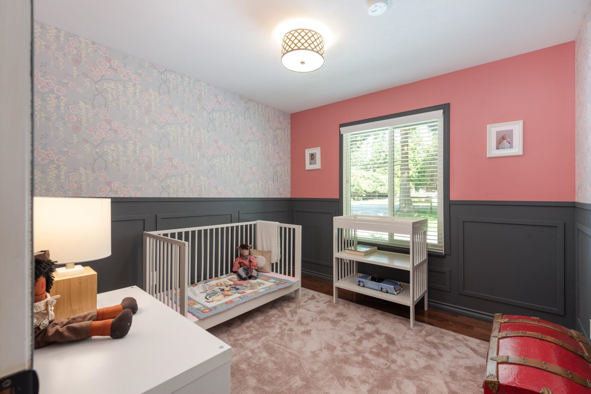 Walk-In Closet Photo of 27454 110 Avenue, Maple Ridge, BC