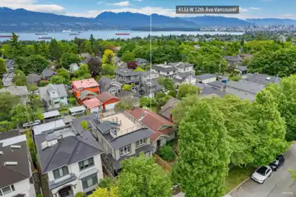 4133 W 12th Avenue, Vancouver, BC
