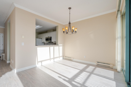 Primary Bathroom Photo of 408 1765 Martin Drive, Surrey, BC