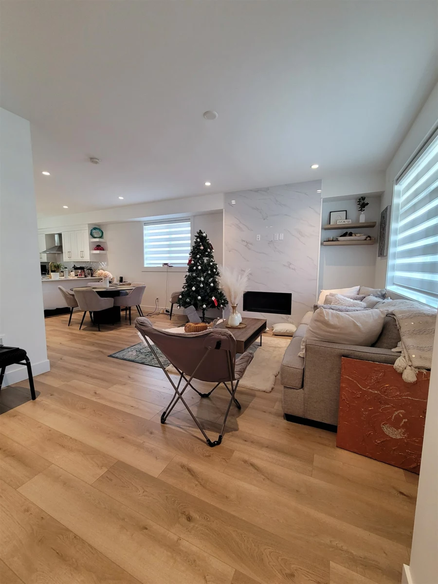 Dining Area Photo of 16 9762 182a Street, Surrey, BC