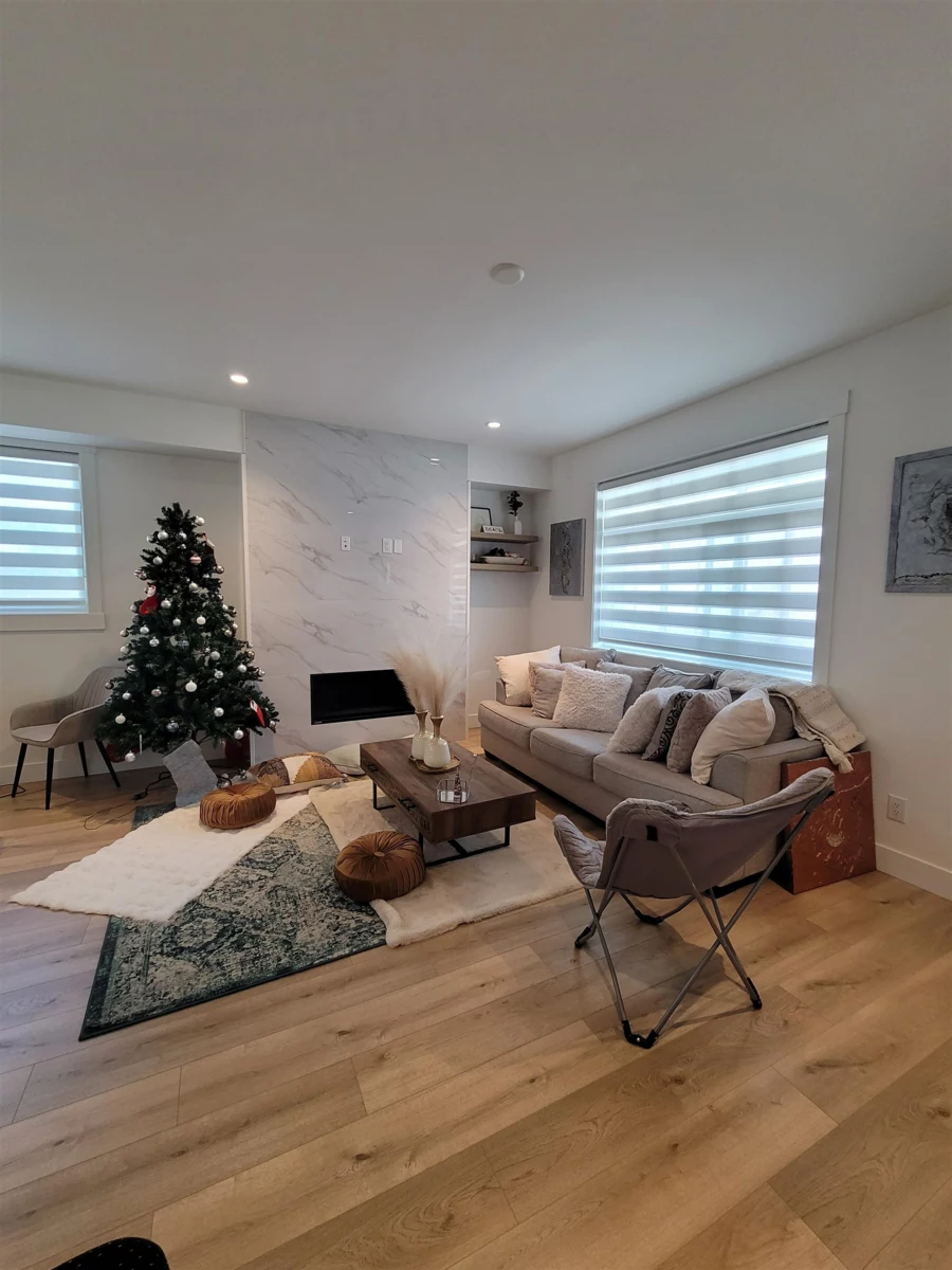 Kitchen Photo of 16 9762 182a Street, Surrey, BC