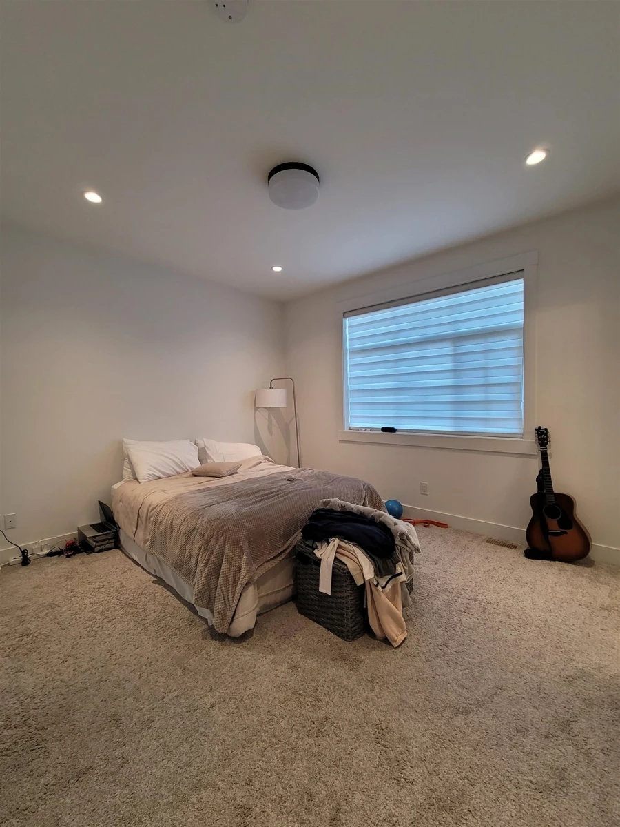 Primary Bathroom Photo of 16 9762 182a Street, Surrey, BC