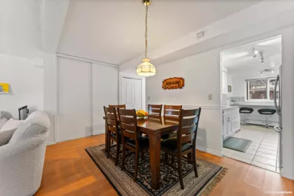 Kitchen Photo of 207 13931 74 Avenue, Surrey, BC