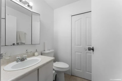 Powder Room Photo of 207 13931 74 Avenue, Surrey, BC