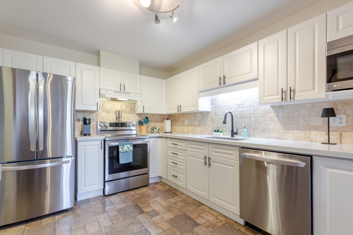 Pantry Photo of 211 19142 122 Avenue, Pitt Meadows, BC