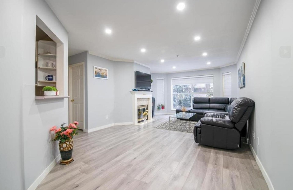 Family Room Photo of 110 7161 121 Street, Surrey, BC