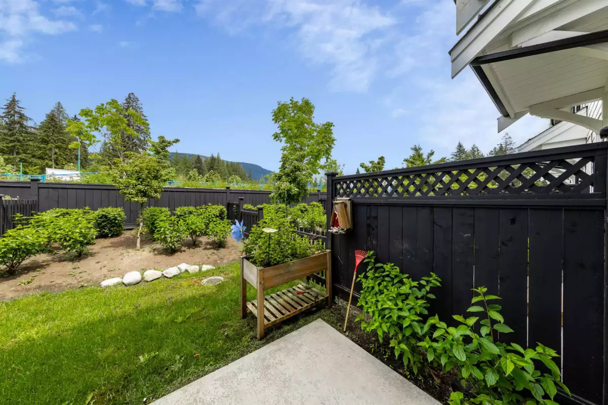 Garden / Landscaping Photo of 140 3565 Baycrest Avenue, Coquitlam, BC