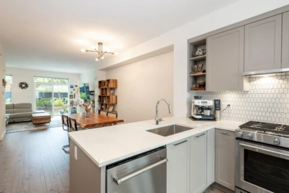 Walk-In Closet Photo of 140 3565 Baycrest Avenue, Coquitlam, BC