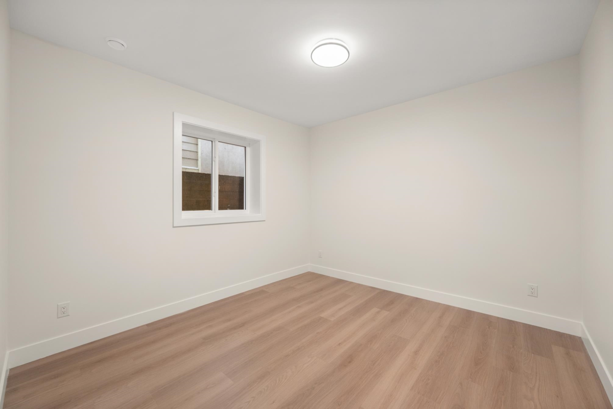 Fitness Center Photo Near 11472 138a Street, Surrey, BC