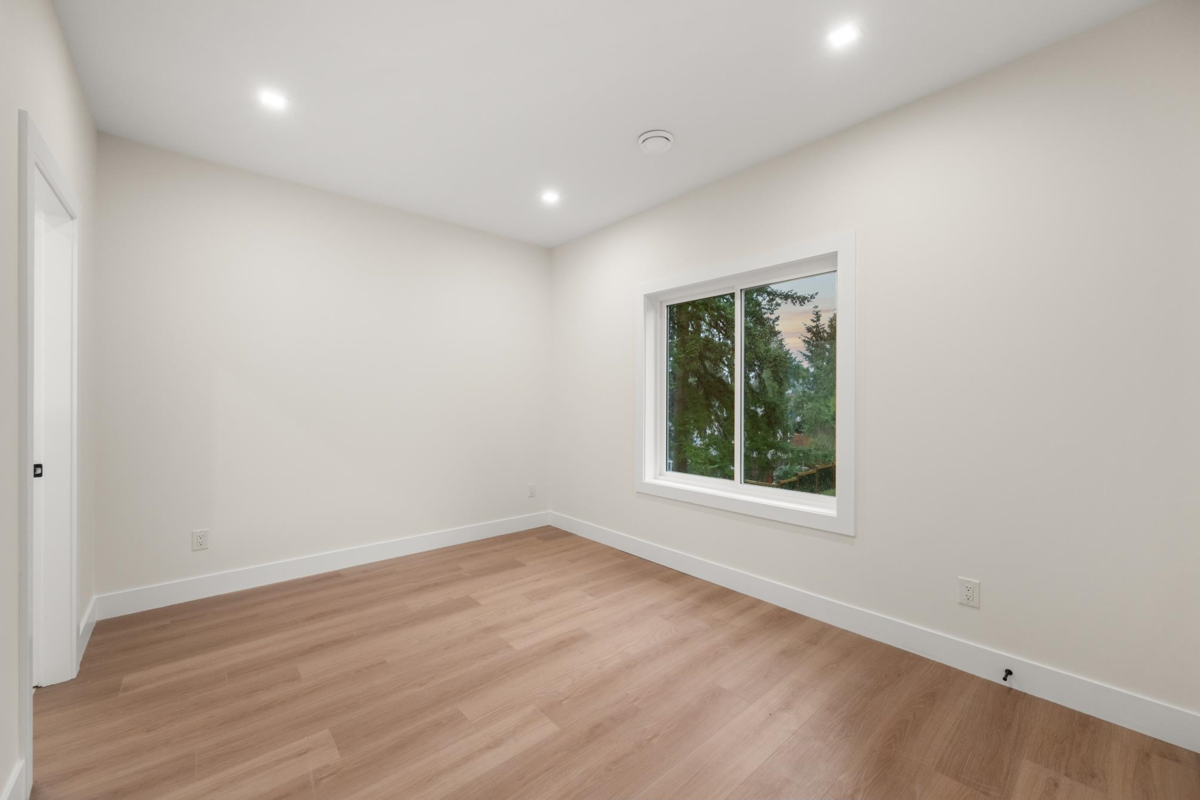 Garage Interior Photo of 11472 138a Street, Surrey, BC