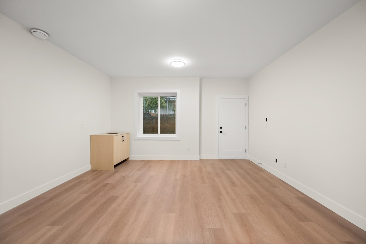 Garden / Landscaping Photo of 11472 138a Street, Surrey, BC