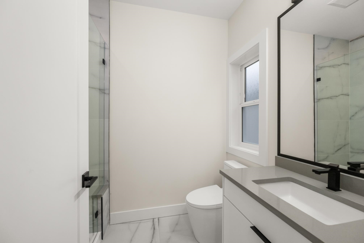 Outdoor Patio Photo of 11472 138a Street, Surrey, BC