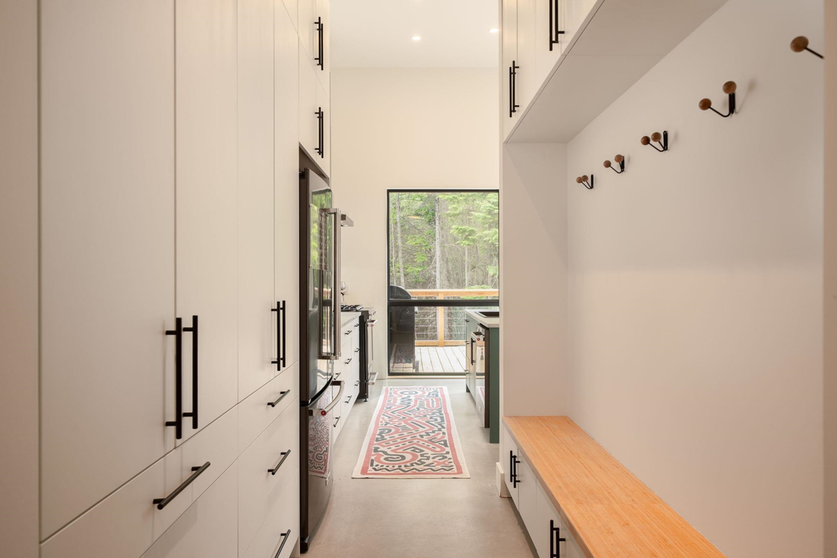 Entry Foyer Photo of 1290 Cowan Point Drive, Bowen Island, BC