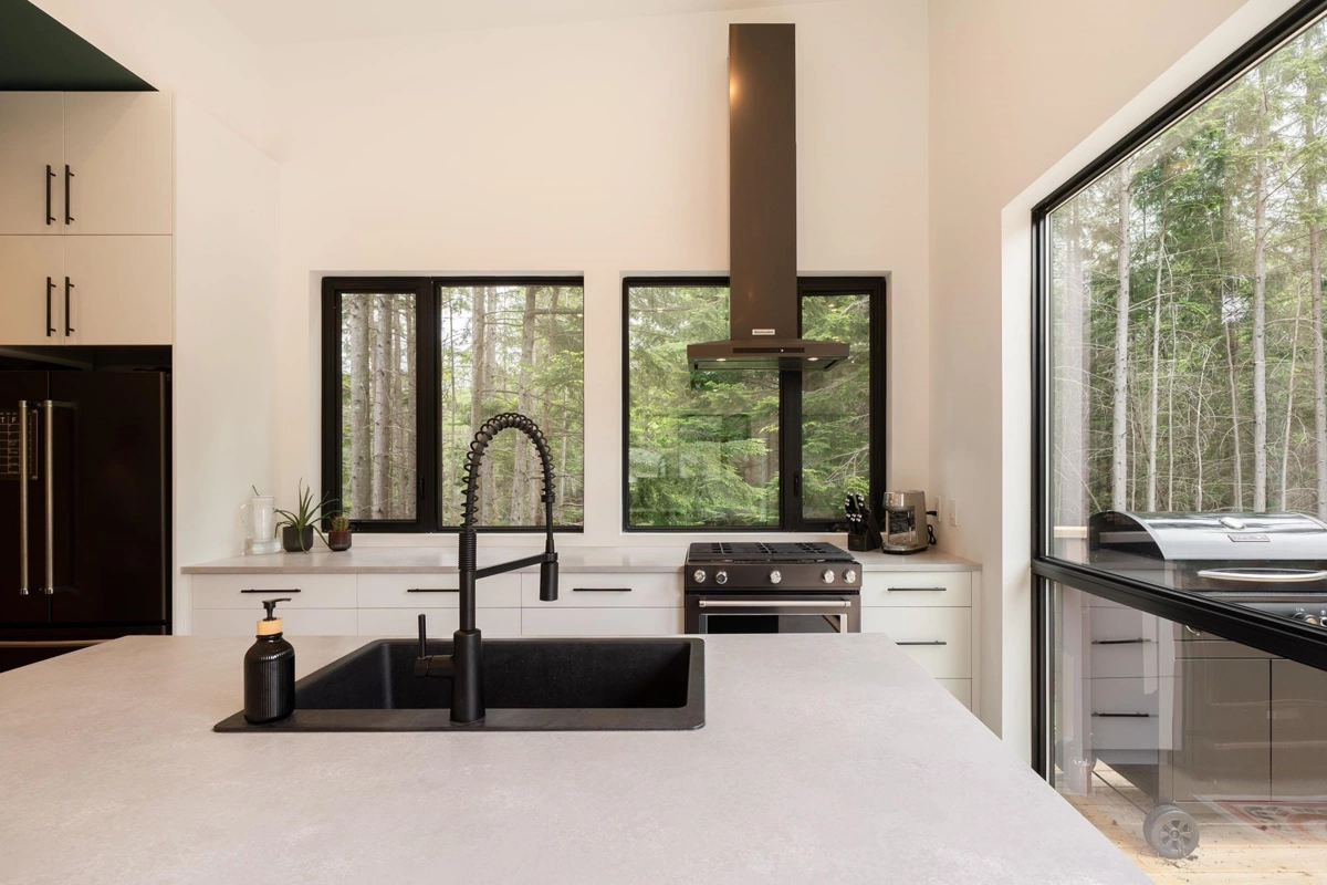 Laundry Room Photo of 1290 Cowan Point Drive, Bowen Island, BC