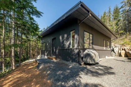 Outdoor Kitchen Photo of 1290 Cowan Point Drive, Bowen Island, BC