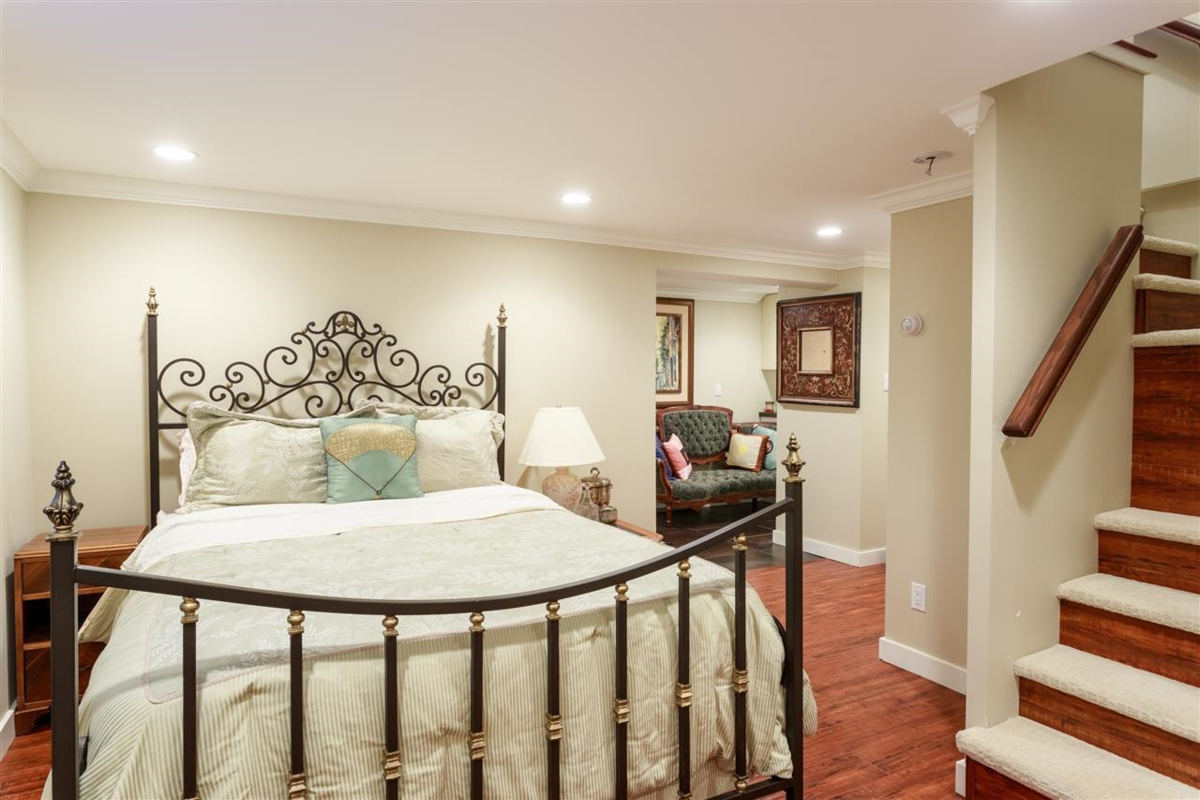 Guest Bathroom Photo of 6895 Curtis Street, Burnaby, BC