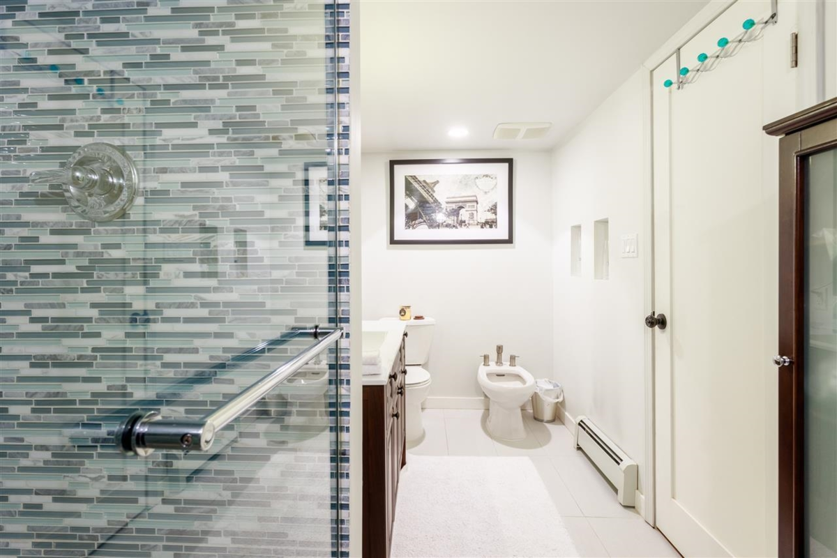 Loft / Bonus Room Photo of 6895 Curtis Street, Burnaby, BC