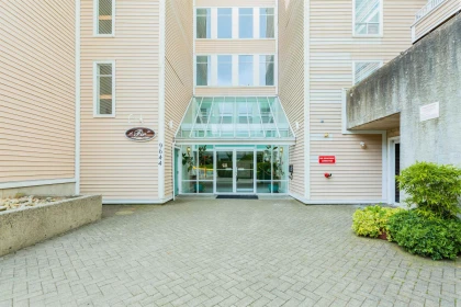 101 9644 134 Street, Surrey, BC