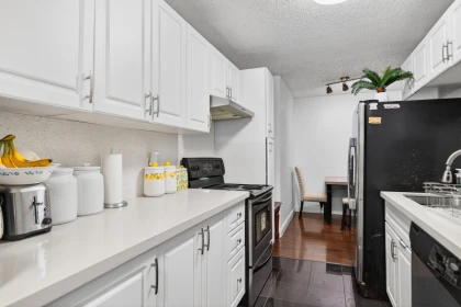 Kitchen Island Photo of 101 9644 134 Street, Surrey, BC