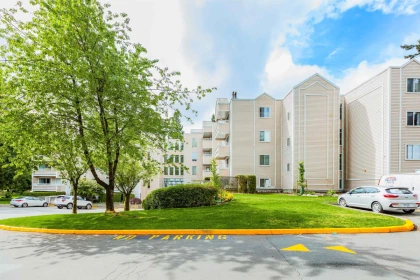 101 9644 134 Street, Surrey, BC