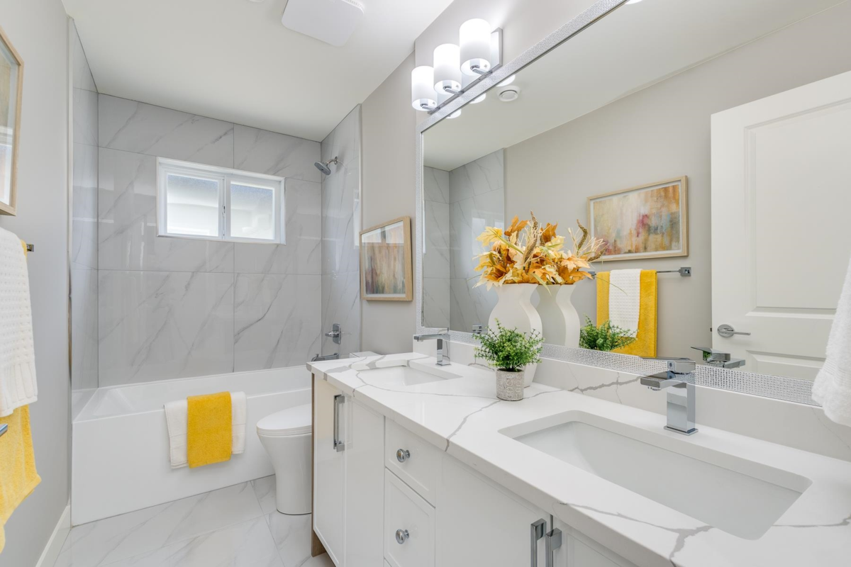 Loft / Bonus Room Photo of 3427 Victoria Drive, Coquitlam, BC