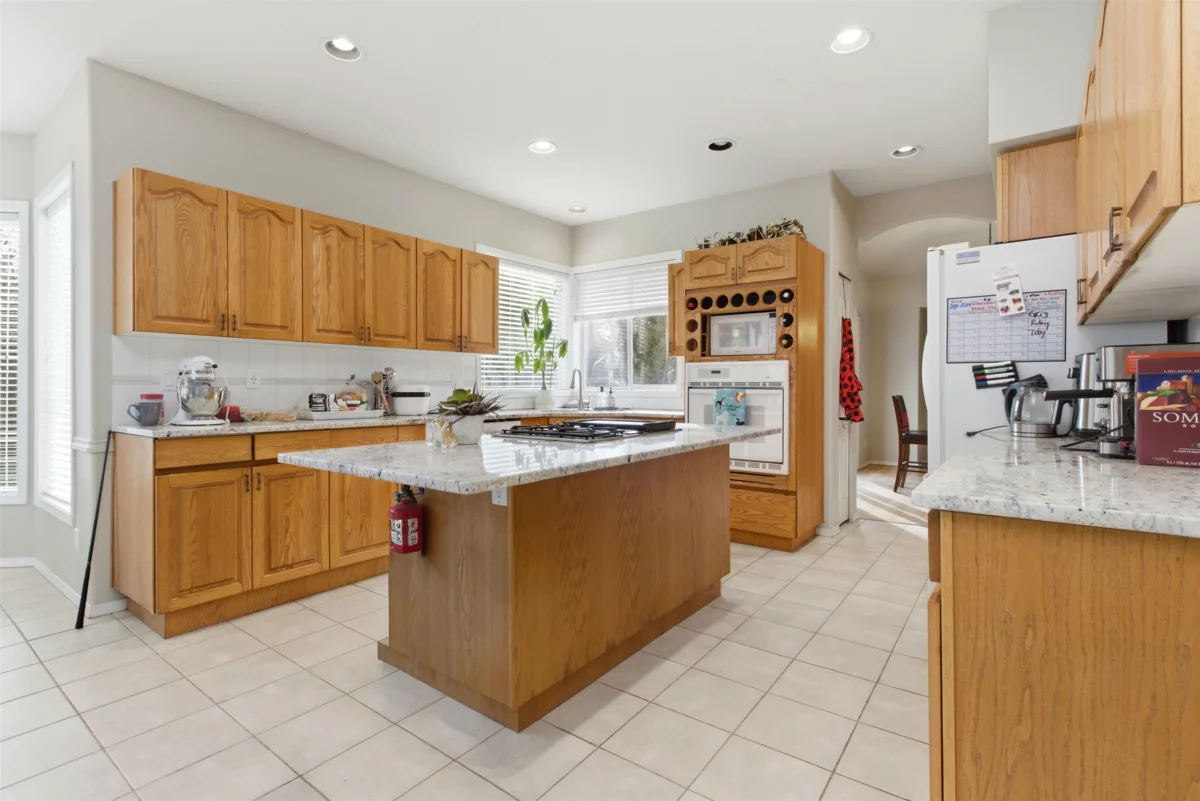 Dining Area Photo of 4570 Maysfield Crescent, Langley, BC