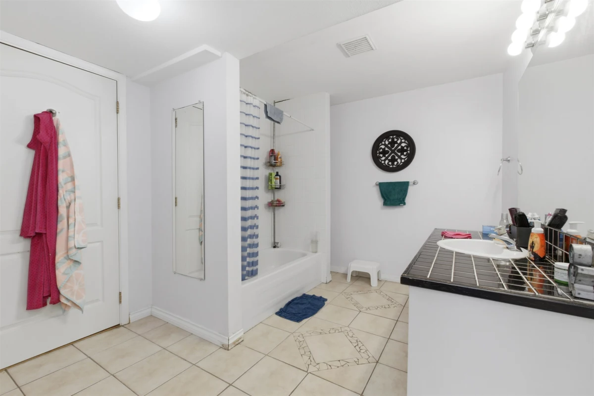 Front Yard Photo of 4570 Maysfield Crescent, Langley, BC